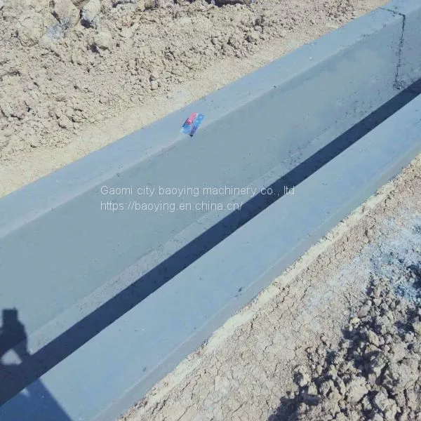 Cast-in-place Channel Forming Machine Highway Side Ditch Channel Sliding Form Machine Self-propelled U-shaped Channel Repairing Machine photo-3