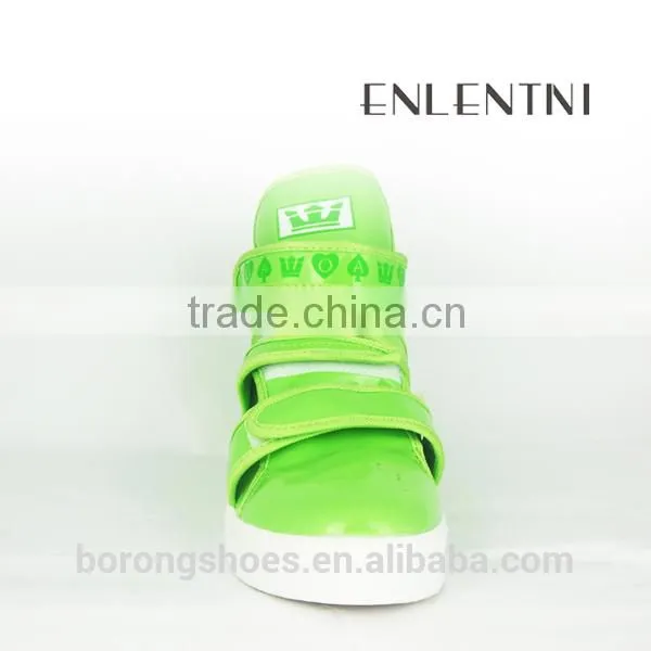 Chinese Manufacturers Wholesale Men's Fashion Leisure Sports Shoes photo-4