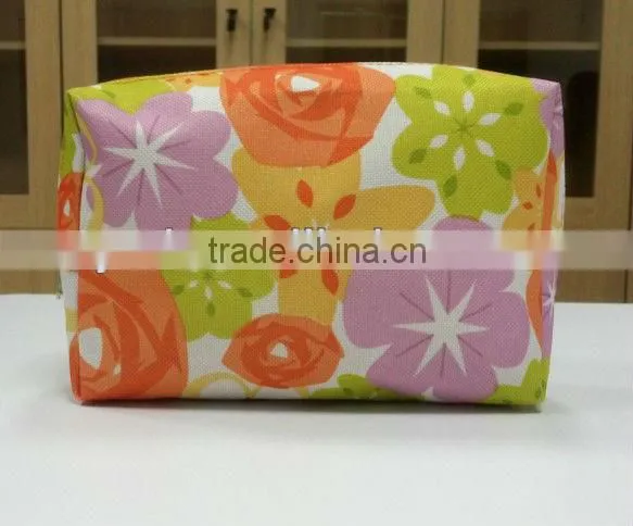Modella 600D Cosmetic Bag With Printing photo-3