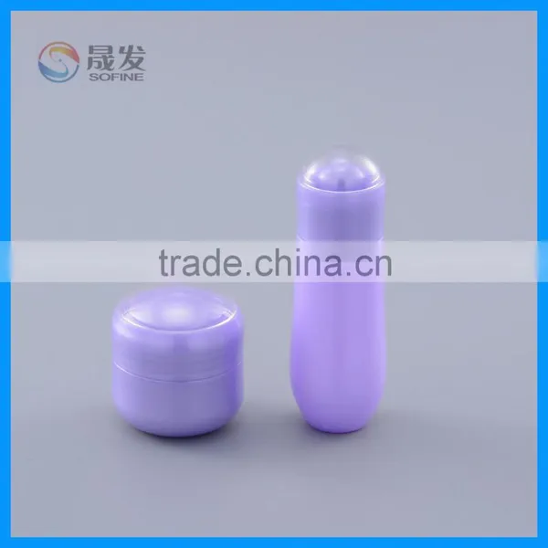 Clear Cap Small Lotion Bottle photo-4