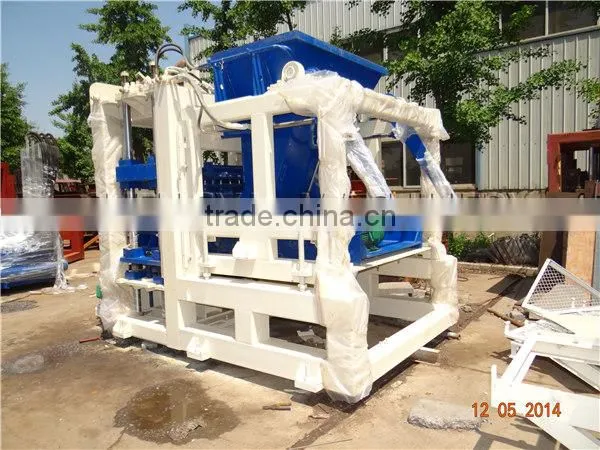QT10-15 German Zenith 913 Concrete Block Making Product Machinery photo-2