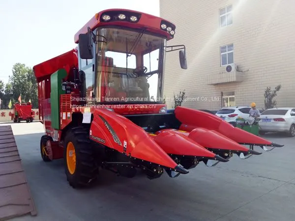 TR9988-3700 Self-propelled Corn Picker photo-2