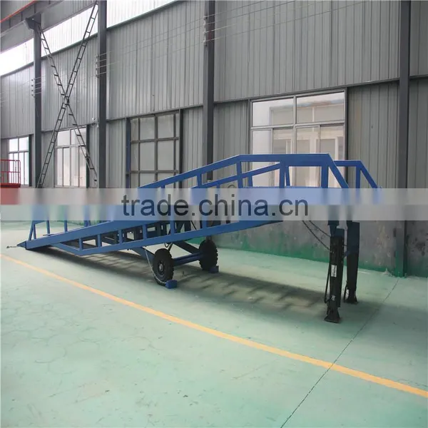 Hydraulic Mobile Truck Loading Platform/mobile Unloading Ramp photo-5