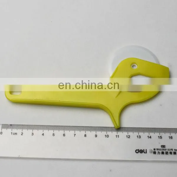 Plastic Pizza Cutter for Promotion photo-3
