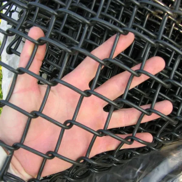 Hot Dipped Galvanized Cyclone Wire Mesh 8 ft Chain Link Fence Roll Pvc Chain Link Fence photo-2