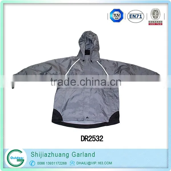 China Supplier Waterproof Jacket Garment Travelling Jackets