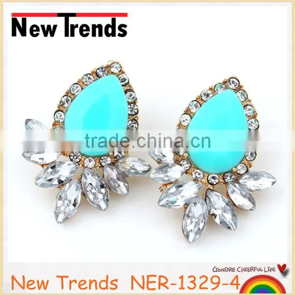 2016 China Supplier Crystal and Resin Stone Earring Studs