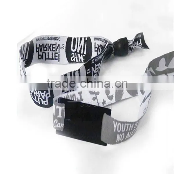 China Cheap Elastic Fabric Rfid Epoxy Wristband photo-2