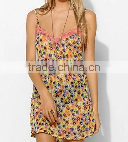 Pins And Needles Lace-Trim Floral Slip