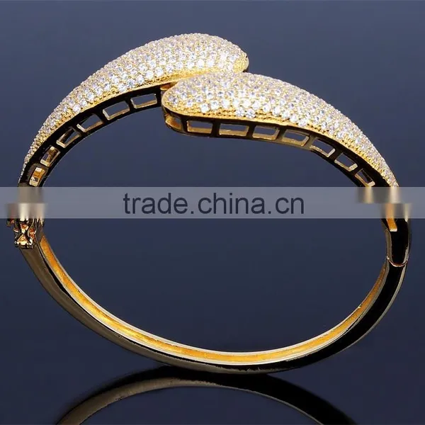 Bestseller Micro Pave Setting Wedding Clear Cubic Zircon Stones Women Bangle photo-4