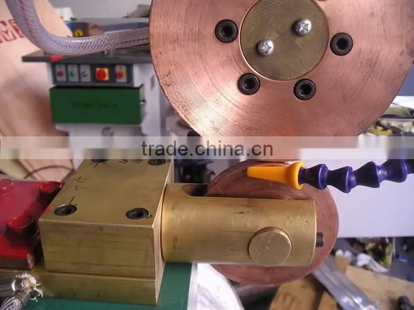 Longitudinal Circular Seam Welding Machine for Solar Water Tank photo-4
