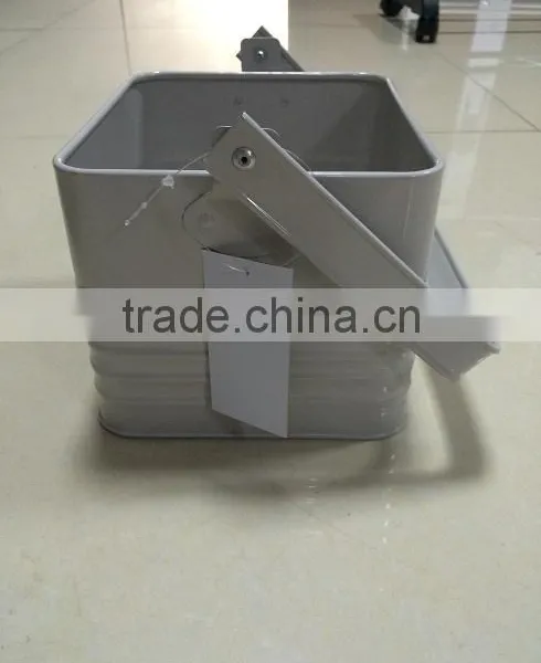 Peg Box photo-2