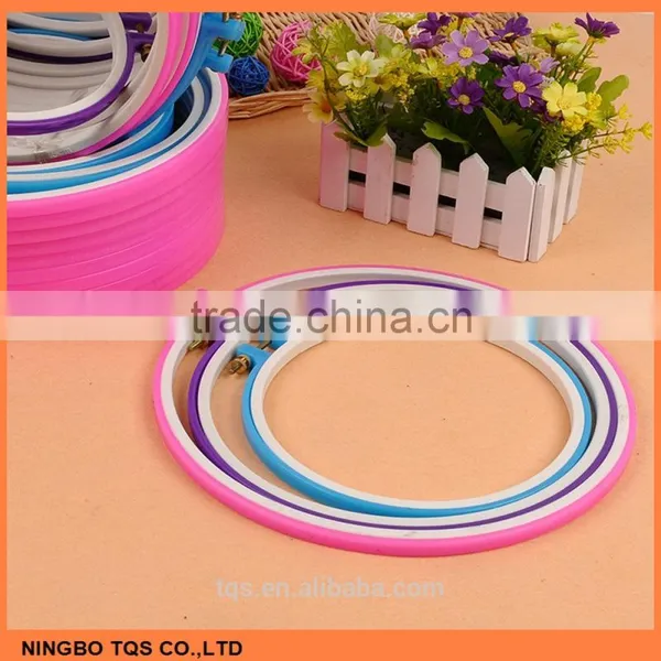 Hot Sale Colorful Plastic Cycle Cross Stitch Embroidery Hoops And Frames photo-2