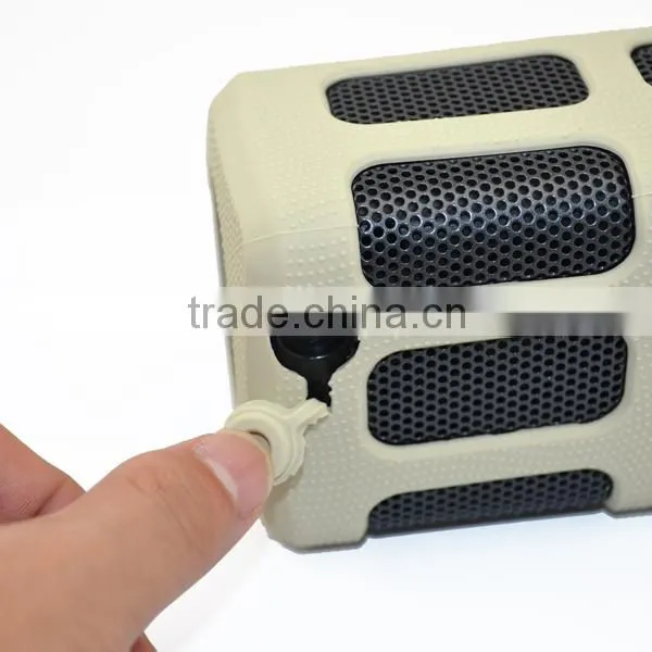 RS7720 Portable IPX4 Weatherproof Dustproof Handsfree Wireless Speaker With Power Bank Waterproof Bluetooth Speaker 10W photo-3