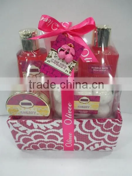Shower Gel Body Lotion Set in Colorful Basket photo-3