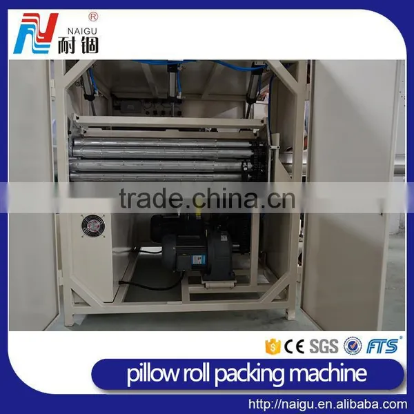 China NaiGu Factory Manufacturing Pillow Roll Packing Machine 07R photo-2