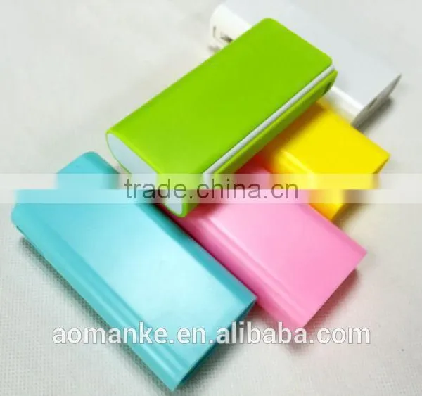 AK-03 5200mah Mobile Power Bank With LCD Digital Display and LED Flashlight for IPhone, IPad, Samsung, Nokia, HTC Etc. photo-6