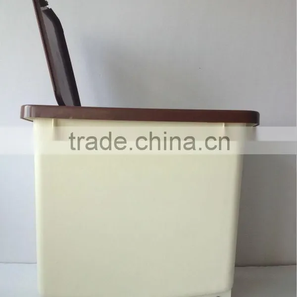 Hot Sale 12kg 30L Plastic Pet Food Storage Container photo-6