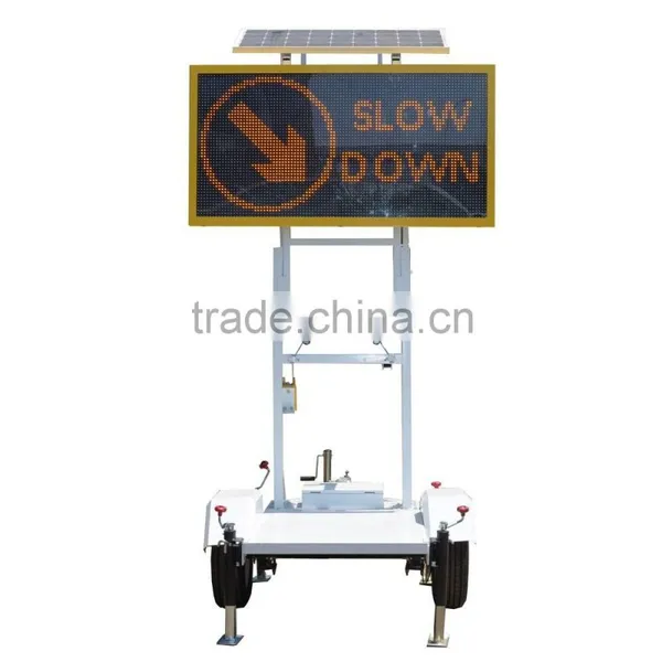 Solar Powered Trailer Variable Message Sign photo-3