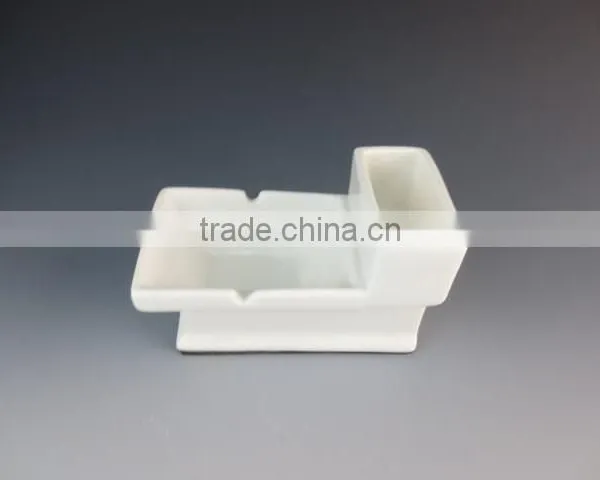 White Ceramics Type Funny Closestool Shaped Eco-friendly Ashtray photo-3