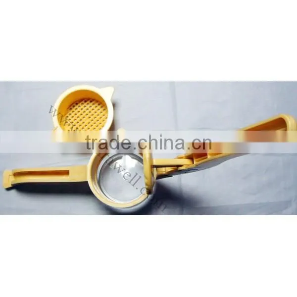OJ-3301 BPA Free Plastic Hand Orange Juicer photo-4