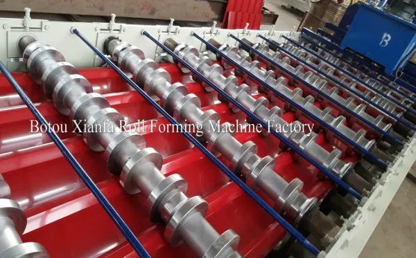 Color Steel Roll Forming Machine photo-4