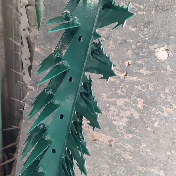 Security Galvanized Razor Wall Spikes Anti-Climb Anti-Climb Barbed Wire photo-5