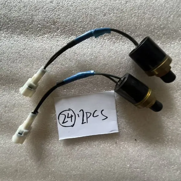 High Quality XCMG Spare Part Pressure Switch 803608700 photo-3