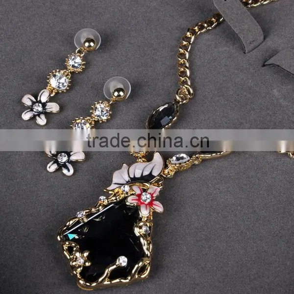 Korean Jewelry Set Rhombus Crystal Long Joker Sweater Chain Necklace Set Beautiful Necklace Set photo-3