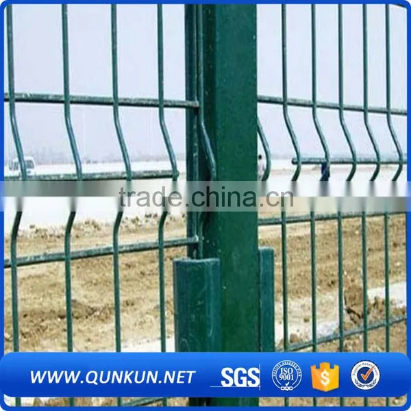 Factory Garden Fencing Ideas / House Fences and Gates photo-6