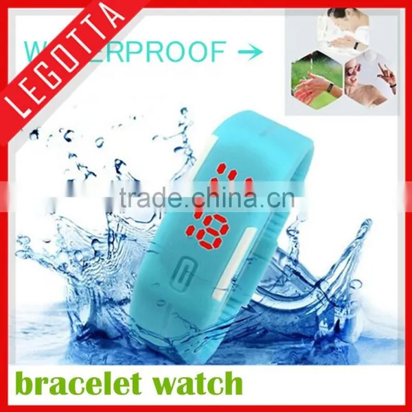 China Factory Directly Supply Cool Smart Bracelet Watch Men Silicone photo-5