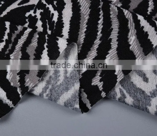 Hot New Products for 2016 Fashion Fabric DTY Polyester Printing Fabric photo-3