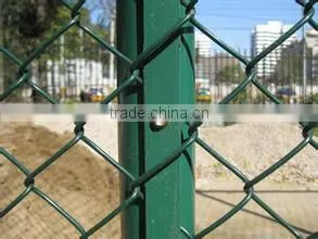 .com Golden Supplier High Quality Perimeter Fence/Chain Link Fence Top Barbed Wire/cyclone Fence