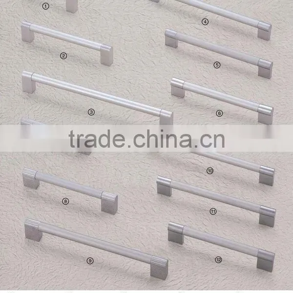 Aluminium pull handle