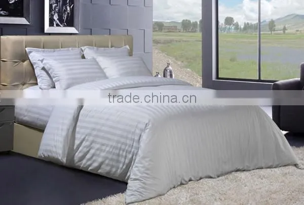 White Hotel Bed Linen Set Custom Embroidery Logo Cotton Hotel Bedding Set photo-2