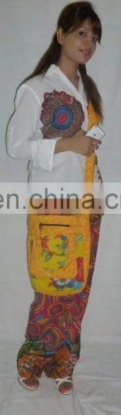Ladies Reversible Canvas Printed Women's Hangbags photo-6