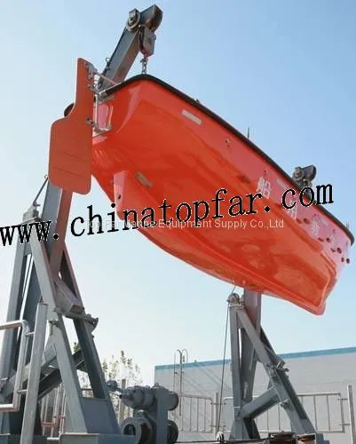 Davit for Totally Enclosed Lifeboat