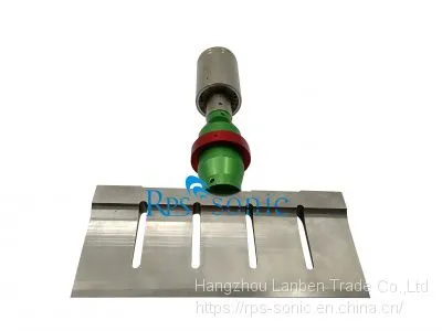 Ultrasonic Cutting Machine for Slitting Steamed Sandwich Cake photo-3