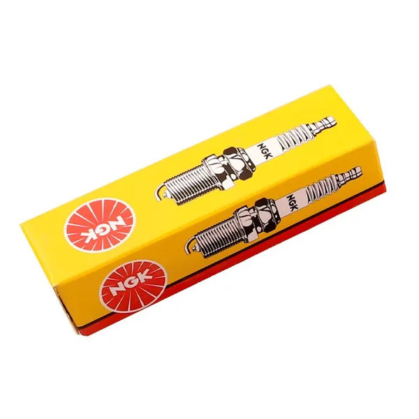 Wholesale Original Genuine NGK Spark Plug Single Platinum CPR8EA-9 2306 Car Engine Spark Plug for Chrysler photo-4