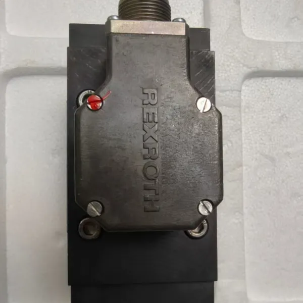 New Rexroth 4WS2EM10-52/60B11T315K31CV-114 photo-2
