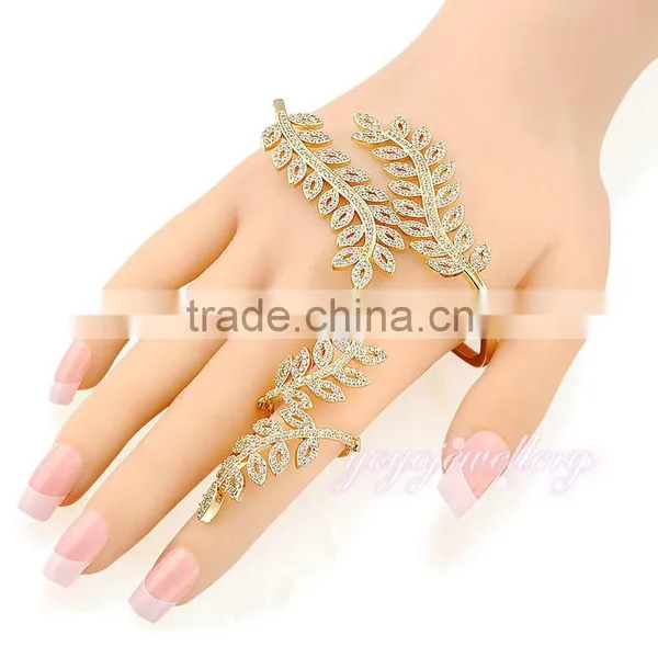 China Fashion Jewellery Smart Copper Ladies Models Palm Bracelet photo-2