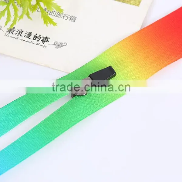 2016 Fashion Water-resistant Zipper for Stand up Pouch photo-3