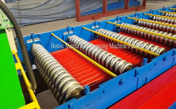 Roof Panel Corrugated Color Steel Roll Forming Machine photo-4