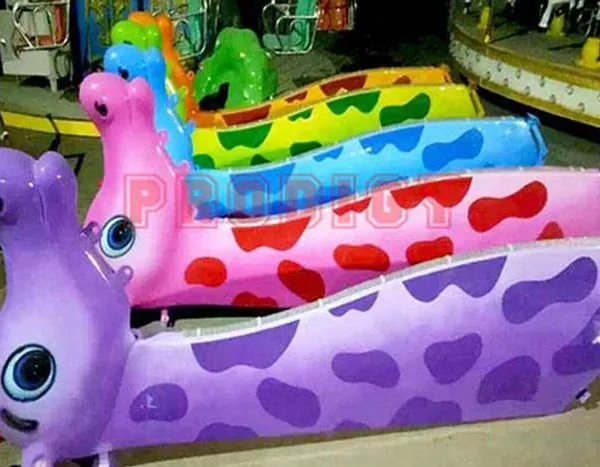 Giraffe Flying Chair Ride photo-3