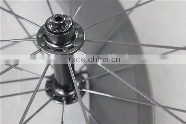 Bicycles Carbon Wheels Wide Carbon Wheels With Sapim Spokes Chinese Carbon Wheelset W56T photo-2