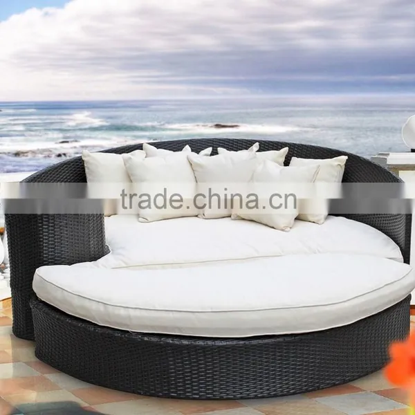 Wholesale China Outdoor Beach Charles Modern Egg Lounge Chair photo-6