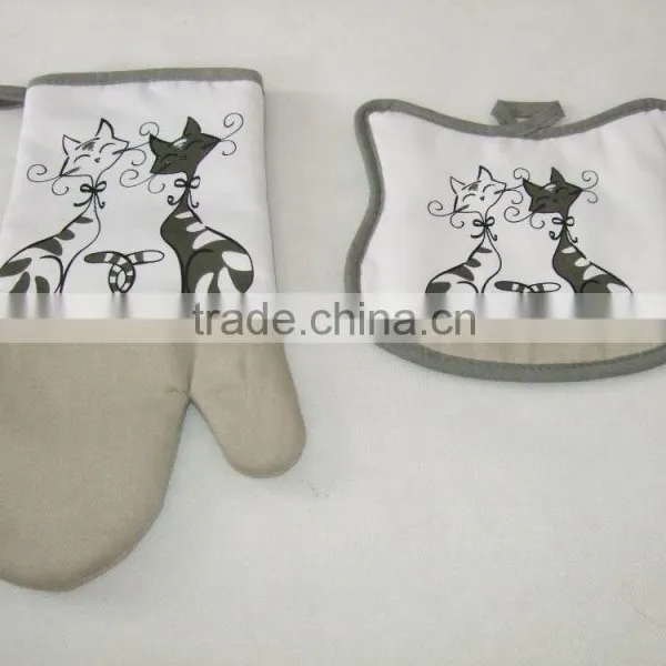 Cotton Twill Material Kitchen Textile Set Silk Screen Printing Oven Mitten Cat Design Shaped Pot Holder Set photo-3