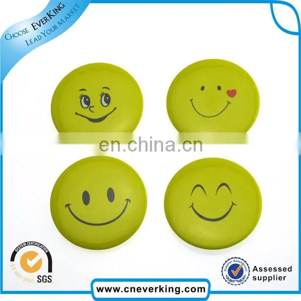 High Quality Custom Tinplate Lapel Pin China Manufacturers photo-2