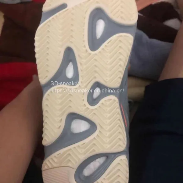 Adidas Yeezy700 "Inertia"