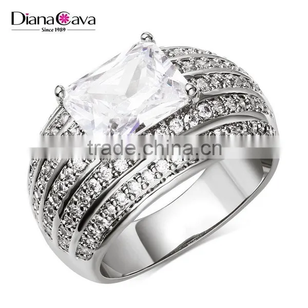China Factory Price Pave Setting CZ Luxury Marriage Gift 18K Gold Ring Jewelry Plated photo-2